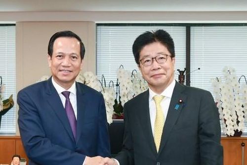 Giảm đầu mối trung gian, chi phí cho người lao động sang Nhật làm việc