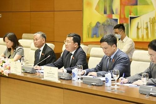 Chủ nhiệm Ủy ban Đối ngoại Vũ Hải Hà tiếp Chủ tịch Ủy ban Thương mại quốc tế của EP
