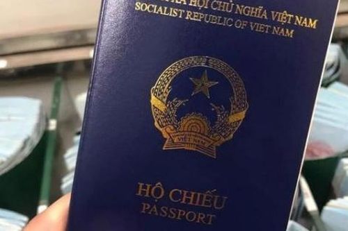 Thêm 4 nước công nhận hộ chiếu mẫu mới của Việt Nam