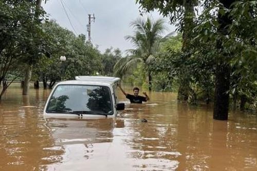 Đồng Nai: Hơn 3.600 học sinh nghỉ học do mưa lũ ngập nặng