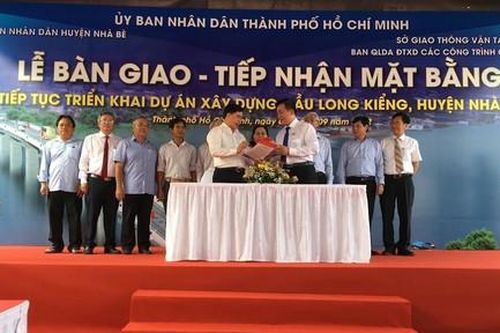 Bàn giao mặt bằng để thi công cầu Long Kiểng sau hơn 20 năm bị 'treo'