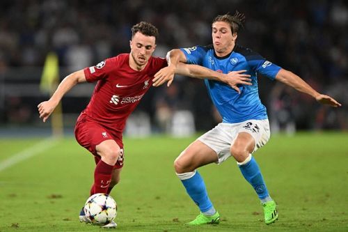 Liverpool thảm bại trước Napoli, chạm kỷ lục buồn ở Champions League