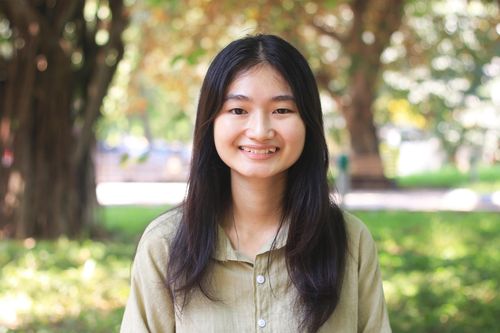 Nữ sinh Lào mê học tiếng Việt, sở hữu thành tích học tập đáng nể khi du học