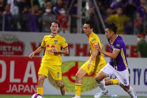 Lứa Văn Toàn phải 'đòi nợ' Hà Nội FC để có danh hiệu đầu tiên