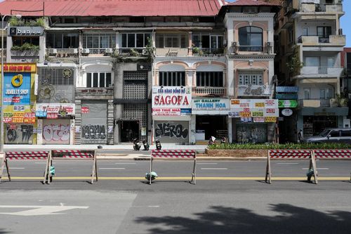 Vắng khách, chủ mặt bằng đường Lê Lợi vẫn ra giá thuê 600 triệu đồng