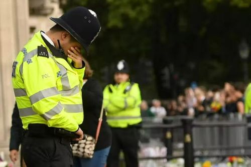 Cảnh sát Anh kể lại khoảnh khắc nghe mật mã 'Cầu London sập rồi'