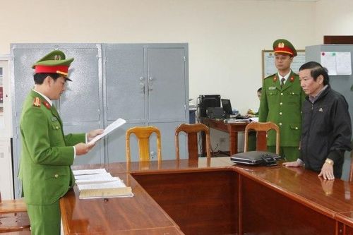 Từ loạt bài điều tra của Báo Bảo vệ pháp luật: VKS đề nghị mức án 10 - 11 năm tù 2 cựu 'sếp' Ban quản lý dự án