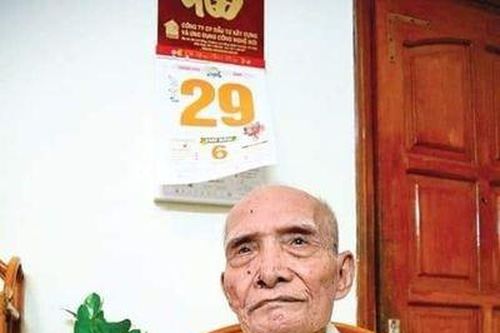 Cởi áo cà sa