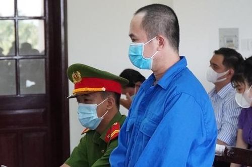 Lãnh án 10 năm tù vì đâm chết đồng nghiệp chung công ty