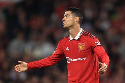 Ronaldo đá chính, Man Utd thua đau Real Sociedad