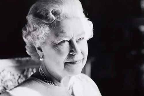 Những điều đặc biệt vô cùng thú vị về Nữ hoàng Elizabeth II - người phụ nữ quyền lực nhất nước Anh