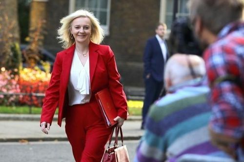Sắp có hai cuốn tiểu sử về tân Thủ tướng Anh Liz Truss