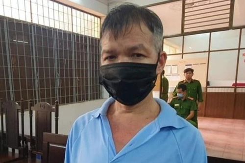 Lĩnh 13 năm tù vì đâm trúng ngực em trai