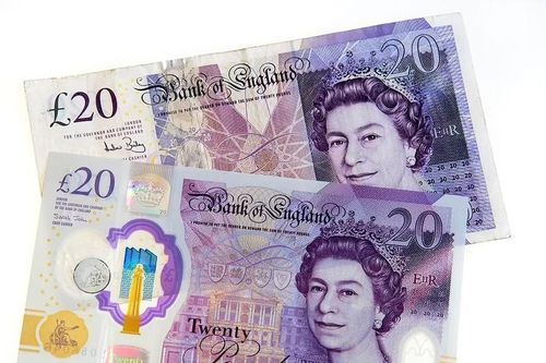 Tận mắt những tờ điền in hình Nữ hoàng Elizabeth II