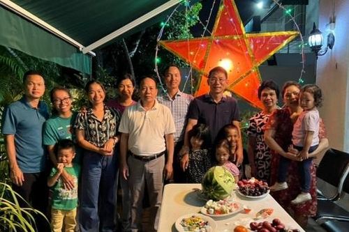 Chương trình ý nghĩa dịp Tết Trung thu của Đại sứ quán Việt Nam tại Venezuela