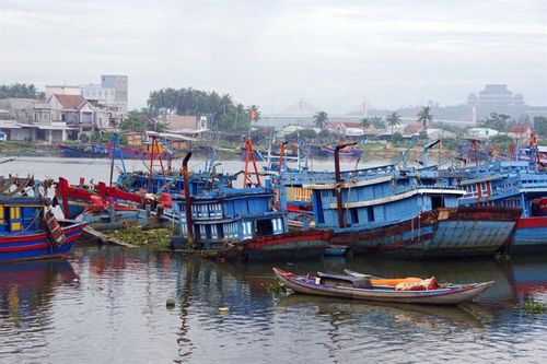 Làng chài tỷ phú trong cơn 'bão nợ'