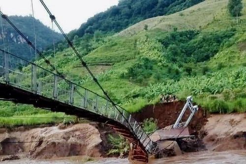 Sơn La: Liên tiếp sập cầu treo dân sinh do ảnh hưởng mưa lũ