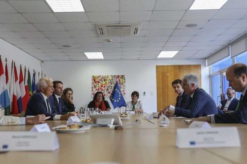 EU viện trợ quân sự cho Mozambique do lo ngại dự án khí đốt lớn bị tấn công