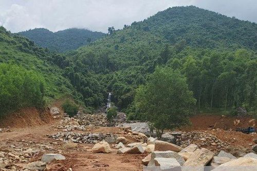 Cận cảnh dự án du lịch xây dựng không phép ở Thừa Thiên-Huế