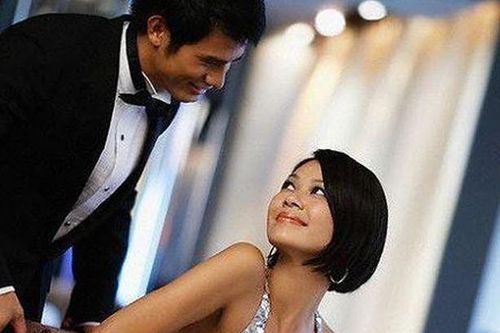 Trai đẹp và trận đòn đau nhớ đời vì cuộc chơi tình tiền với... bà chủ