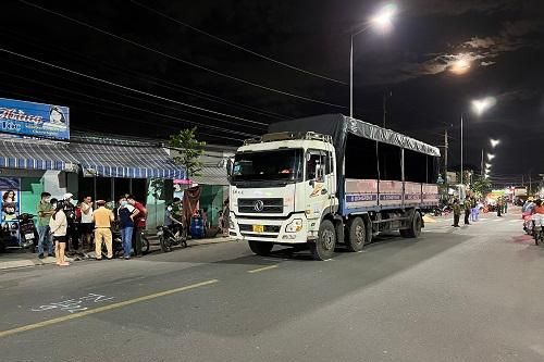 Bình Dương: Va chạm với xe tài, người đàn ông tử vong tại chỗ