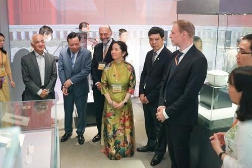 Hướng tiếp cận mới trong bảo tồn, phát huy di sản Hoàng thành Thăng Long