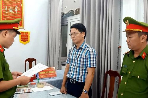 Nhận hối lộ, Giám đốc Công trình công cộng Hội An bị khai trừ đảng