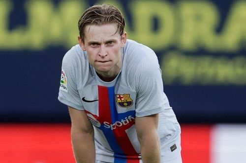 CĐV bị đột quỵ trong trận đấu của Barca