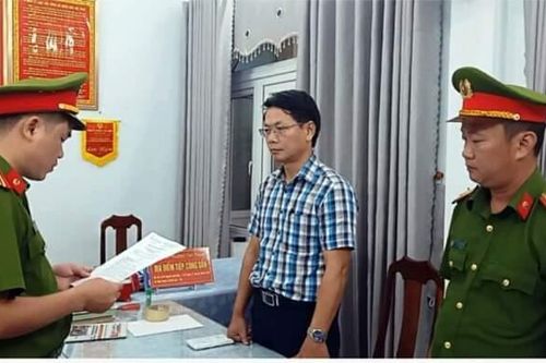 Một giám đốc bị khai trừ khỏi Đảng vì thao túng gói thầu mua xe điện ở Hội An