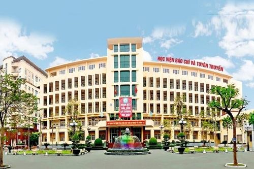 Học viện Báo chí và Tuyên truyền không ngừng phấn đấu, trở thành sự lựa chọn hàng đầu của sinh viên