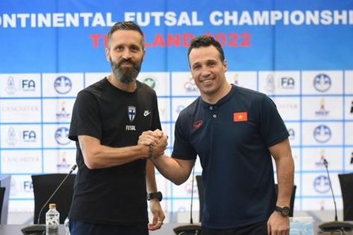 HLV Diego Raul muốn đội tuyển futsal Việt Nam tiến xa ở giải giao hữu Thái Lan
