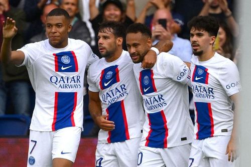 Messi kiến tạo cho Neymar lập công, PSG đòi lại ngôi đầu