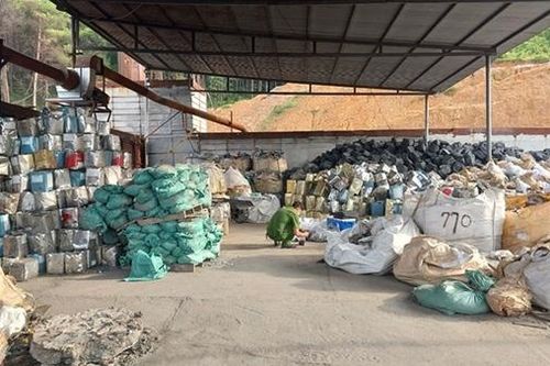 Bắt quả tang cơ sở vận hành lò đốt chất thải điện tử nguy hại quy mô lớn