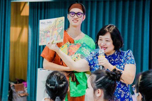 Chương trình đọc sách 'Bước vào cánh cửa thần kỳ'
