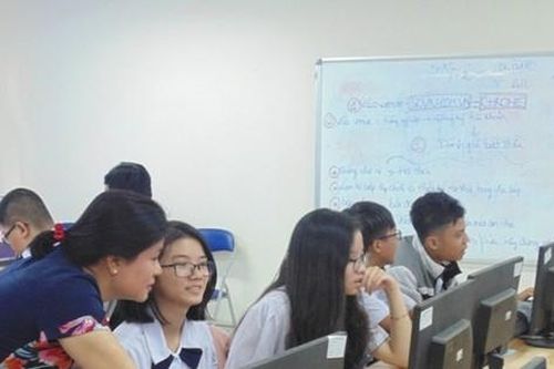 TPHCM triển khai dạy học tin học chuẩn quốc tế theo hình thức xã hội hóa