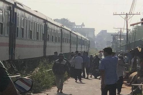 Hải Dương: Vượt đường sắt, người đàn ông bị tàu hỏa cán chết