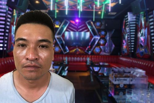 Bắt kẻ giở trò đồi bại với thiếu nữ tại quán karaoke