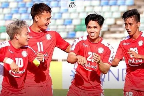 CLB TP.HCM xác nhận muốn mua Công Phượng, chào mời mức lương cực khủng