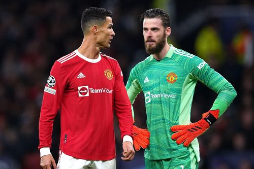 MU chia tay hàng loạt, Kepa 'lên đời' với Potter