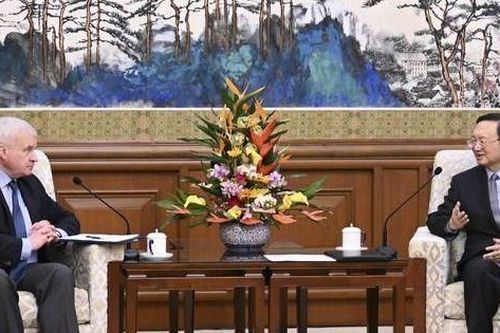 Trung Quốc sẵn sàng cùng Nga xây dựng 'trật tự thế giới công bằng hơn'