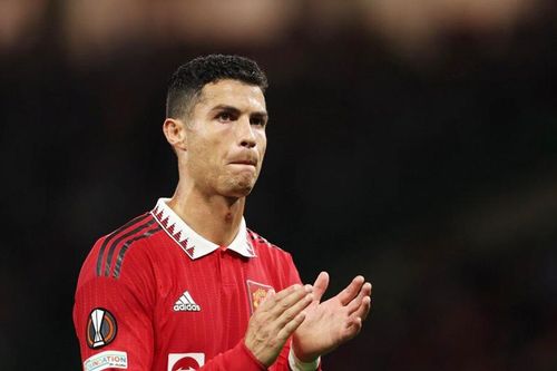 Ronaldo ẵm 'bao tải' tiền nếu rời MU sang Saudi Arabia