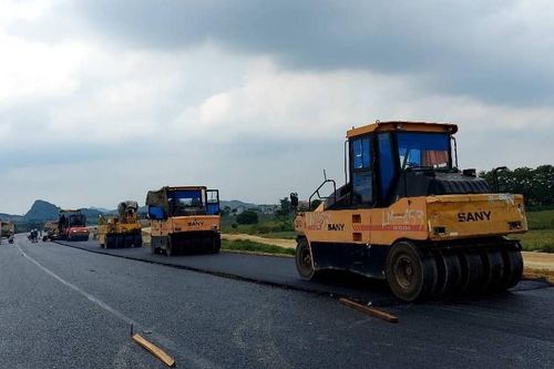 Bộ GTVT muốn chia 12 dự án cao tốc Bắc Nam thành 30 gói thầu