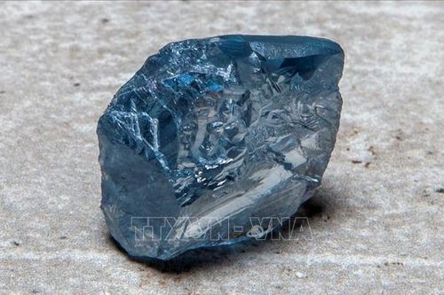 Phát hiện về kim cương siêu cứng có nguồn gốc bên ngoài Trái Đất