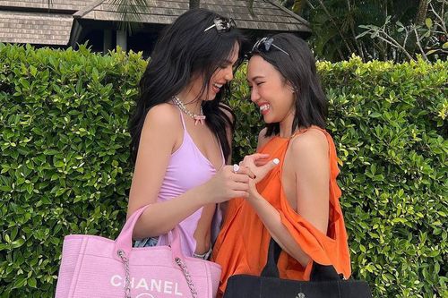 Ngọc Trinh - Diệu Nhi rạng rỡ diện đồ đôi, khoe túi hiệu đắt tiền khiến netizens 'lóa mắt'