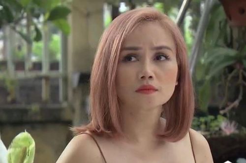 Bị gọi là 'cô bé 4 chồng', cô Xuyến 'Về nhà đi con đáp trả cực căng
