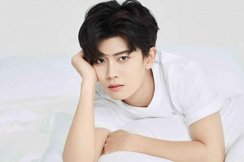 Rộ tin Nhậm Gia Luân bị gọi tên trong nghi vấn mua dâm, trò đùa chưa được kiểm chứng?