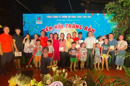 PVEP: Trung thu ấm áp, yêu thương với thiếu nhi con em CBNV