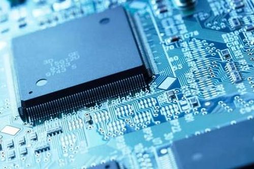 Mỹ sắp hạn chế xuất khẩu thiết bị bán dẫn sang Trung Quốc
