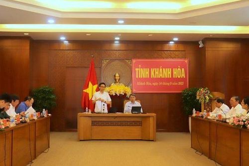Khánh Hòa nghiên cứu sớm thành lập trung tâm du lịch