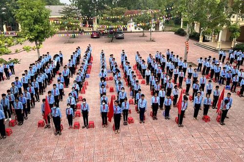 Liên quan đến vụ việc phụ huynh phản đối sát nhập trường ở Nghệ An: Học sinh đã đến trường đầy đủ